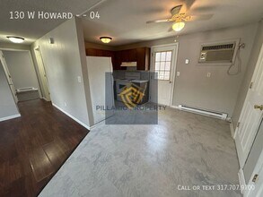 130 W Howard St in Galveston, IN - Foto de edificio - Building Photo