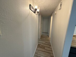 911 Harris Dr in Alma, AR - Building Photo - Building Photo