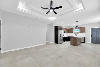 5604 Ozark Ave-Unit -3 in McAllen, TX - Building Photo - Building Photo