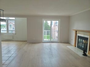 3-67 De Sauternes Rue in Gatineau, QC - Building Photo - Building Photo