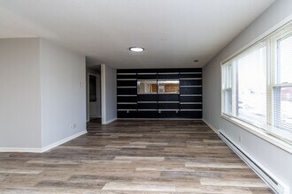 1808 Sunrise Dr-Unit -A in Columbia, MO - Building Photo - Building Photo