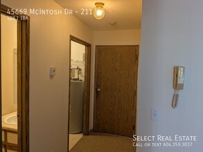 45669 McIntosh Dr in Chilliwack, BC - Building Photo - Building Photo