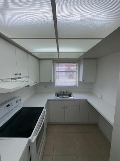 7500 SW 82nd St in Miami, FL - Building Photo - Building Photo