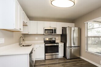 11337 Blackbark Dr in Riverview, FL - Building Photo - Building Photo