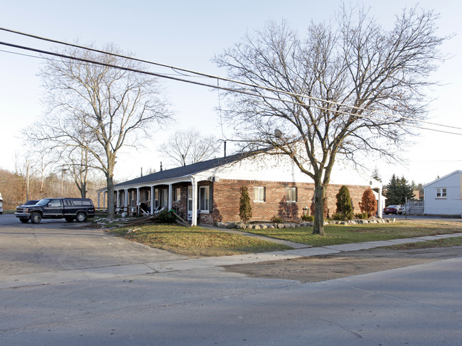 191 South St in Ortonville, MI - Building Photo - Building Photo