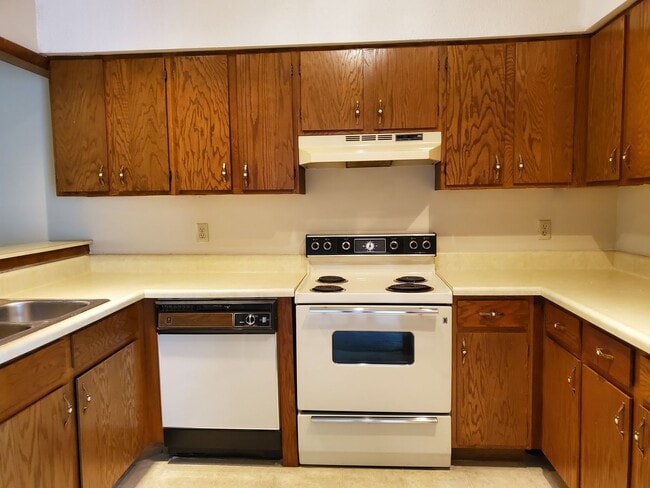 1723 Tuckaleechee Pike in Maryville, TN - Building Photo - Building Photo