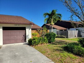 3509 Silver Lace Ln in Boynton Beach, FL - Building Photo
