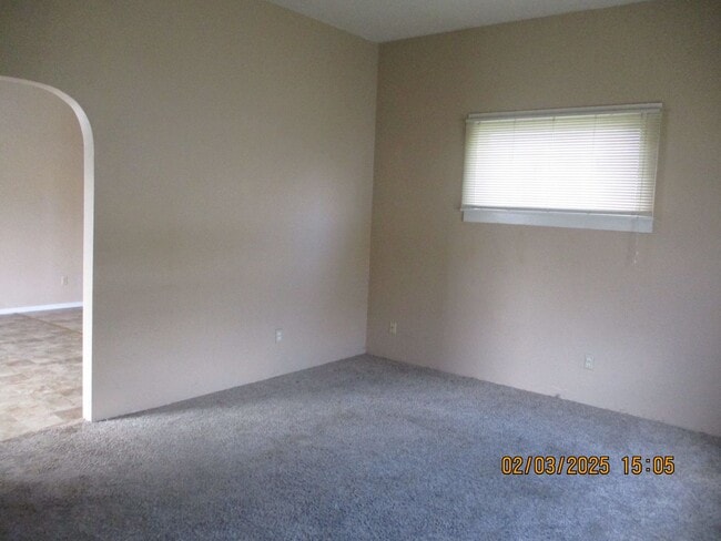 1210 Wheeler Ave in Hoquiam, WA - Building Photo - Building Photo