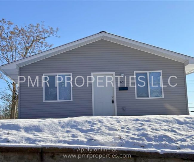 property at 601 N 13th St