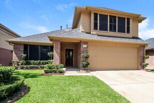 6615 Lower Arrow Dr in Houston, TX - Building Photo