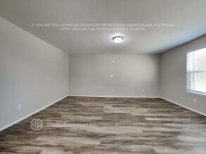 1717 Gayla Creek Dr in Little Elm, TX - Foto de edificio - Building Photo