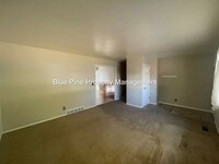 3586 Daleen St in Ammon, ID - Foto de edificio - Building Photo