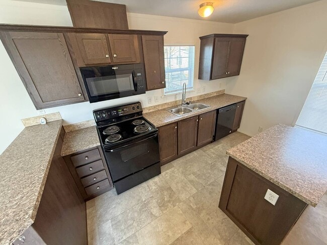 property at 2501 N Apperson Way