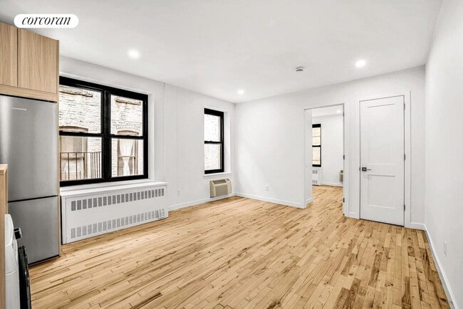 property at 315 E 95th St