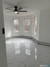 429 Summit St in Hartford, CT - Building Photo - Building Photo