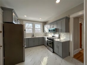 51 Park Ave in Poughkeepsie, NY - Building Photo - Building Photo