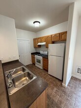 1785 NE Lotus Dr in Bend, OR - Building Photo - Building Photo
