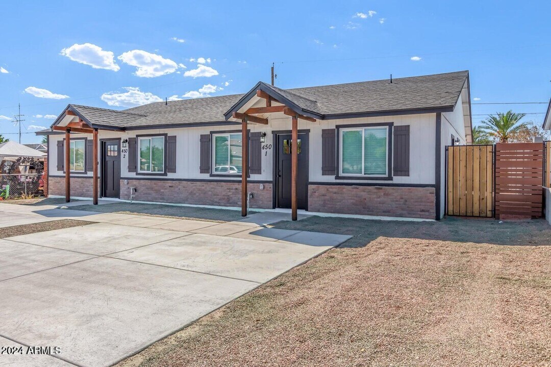 217 N 88th Pl in Mesa, AZ - Building Photo