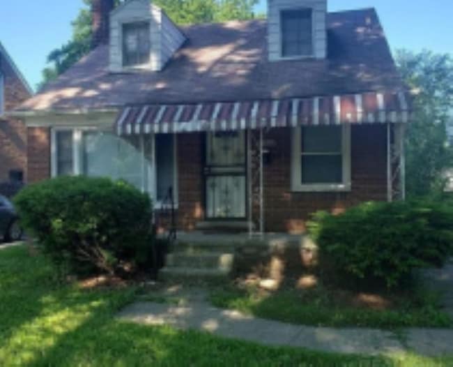 property at 20101 Biltmore St