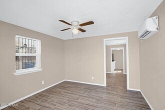 7182 Ponce Dr in El Paso, TX - Building Photo - Building Photo