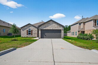 13927 Katlin Rd in Conroe, TX - Building Photo - Building Photo