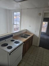 538 W Broadway St in Freeport, IL - Building Photo - Building Photo