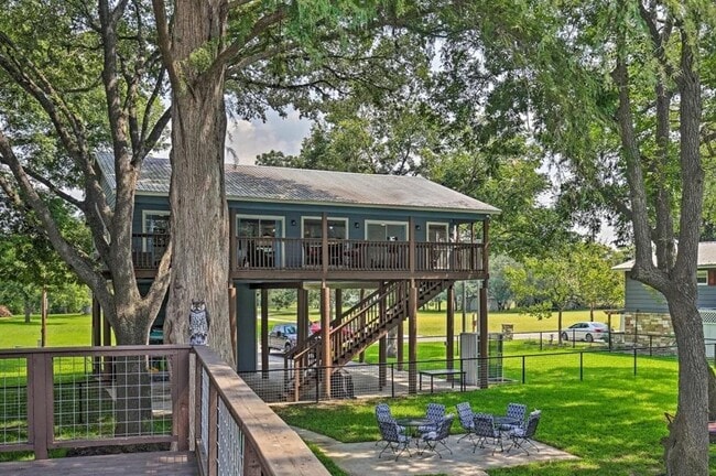 416 Turtle Ln in Seguin, TX - Building Photo - Building Photo