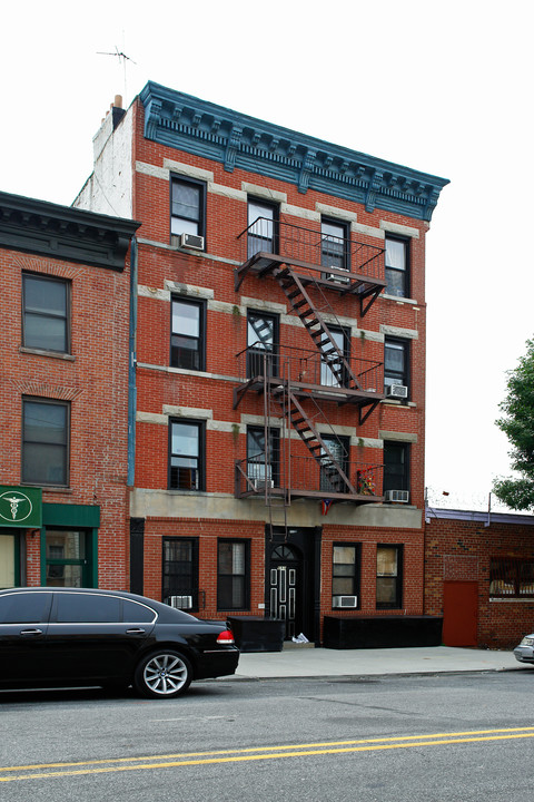 693 6th Ave in Brooklyn, NY - Building Photo