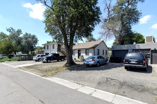 2505 Poplar St in Pueblo, CO - Building Photo - Building Photo