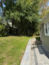 24 S Rockland Ave in Congers, NY - Foto de edificio - Building Photo