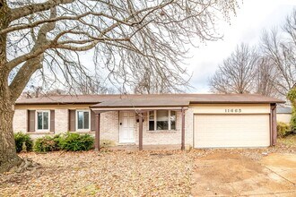 11665 Briarbrae Ct in St. Louis, MO - Building Photo - Building Photo