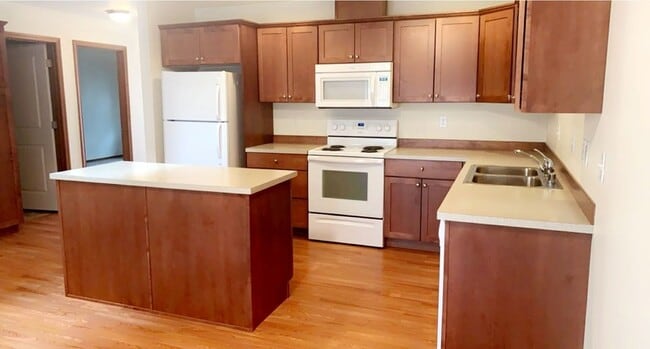 225 S 7th St in Lynden, WA - Building Photo - Building Photo