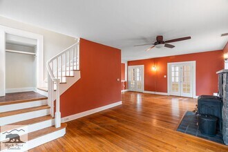 135 Tacoma Cir in Asheville, NC - Building Photo - Building Photo