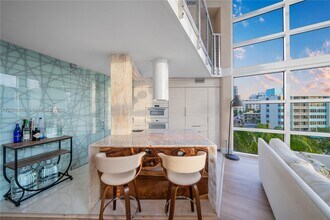 1701 Sunset Harbour Dr in Miami Beach, FL - Building Photo - Building Photo