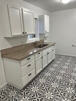 207 Sheldon St, Unit 4 in El Segundo, CA - Building Photo