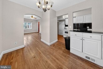 706 S Orme St in Arlington, VA - Building Photo - Building Photo