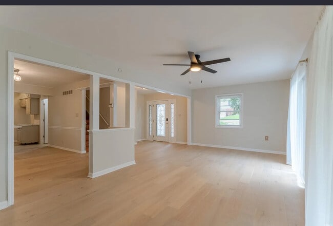 624 Forest Park Dr in Newburgh, IN - Building Photo - Building Photo