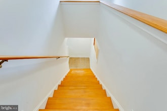 301 Loureiro Ln in Oxon Hill, MD - Building Photo - Building Photo