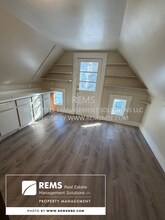 947 Williamson St in Madison, WI - Building Photo - Building Photo