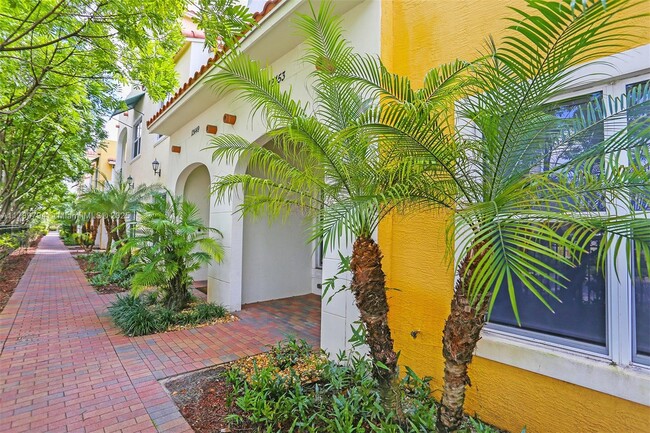 12453 NW 17th Manor in Pembroke Pines, FL - Building Photo - Building Photo