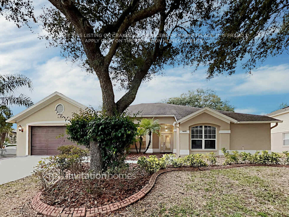 4003 Canter Ct in Valrico, FL - Foto de edificio