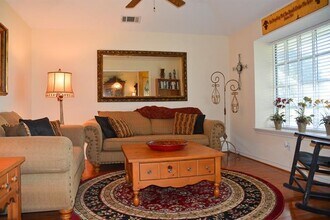 2713 N Spring Dr in Richardson, TX - Building Photo - Building Photo