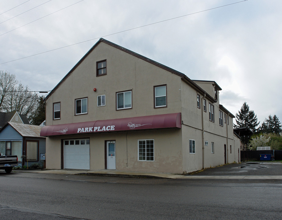 150 Oak St in Lebanon, OR - Foto de edificio