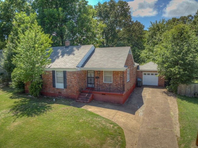 property at 1175 Mt Moriah Rd
