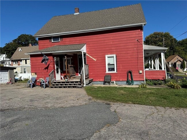 property at 186 6th Ave