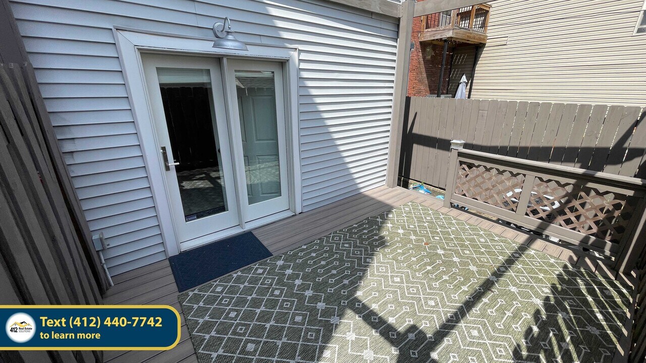 615 Tripoli St in Pittsburgh, PA - Building Photo