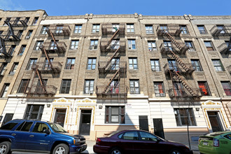 29-33 Arden St in New York, NY - Building Photo - Building Photo