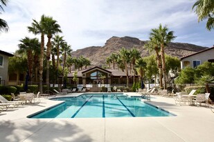 3364 Indian Shadow St in Las Vegas, NV - Building Photo