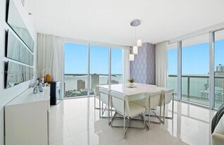495 Brickell Ave, Unit 3301 in Miami, FL - Building Photo