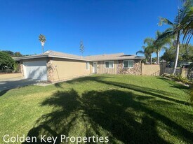 1560 Indian Summer Rd in San Marcos, CA - Building Photo